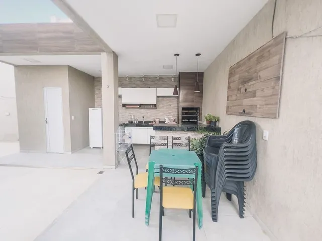 Imagem 14: Casa a Venda com Piscina no Condomínio Jardins da Serra, 4 Quartos