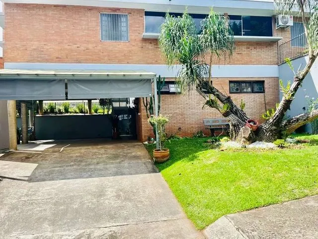 Imagem: Casa a Venda na Granja Viana Cond Colinas