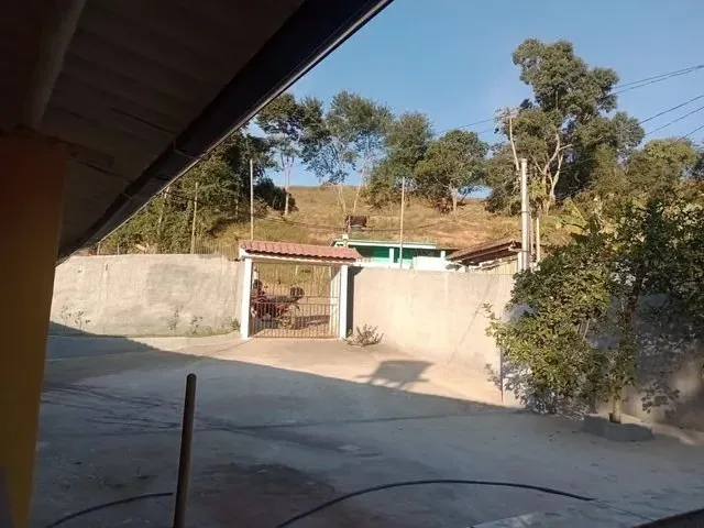 Imagem 2: Granja em Triquedas (Filgueiras