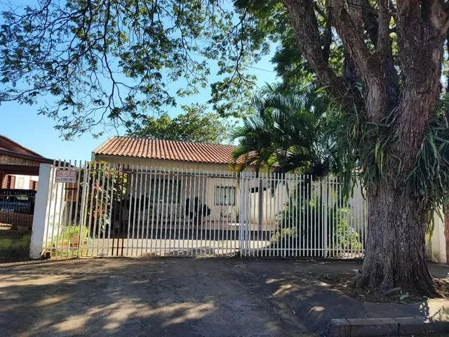 Imagem: Casa a Venda no Centro de Altônia-Pr
