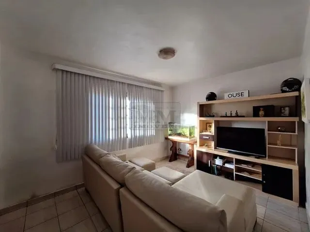 Imagem 12: Casa com 2 Dormitórios À Venda com 453.3M² por R$ 700.000,00 no Bairro Centro