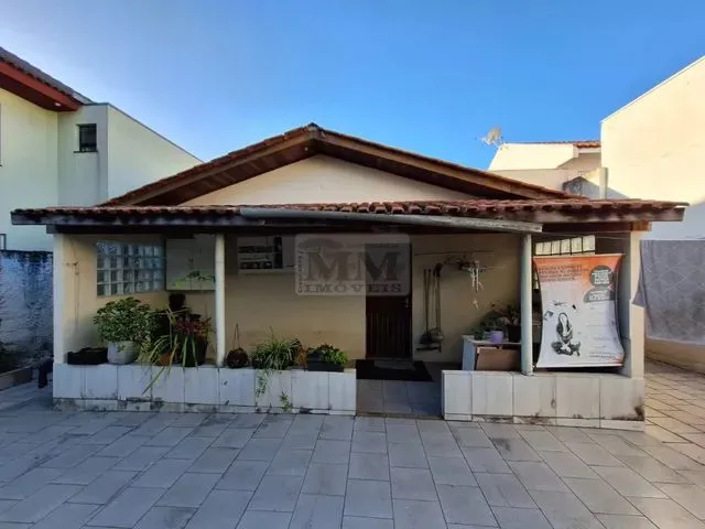 Imagem 8: Casa com 2 Dormitórios À Venda com 453.3M² por R$ 700.000,00 no Bairro Centro