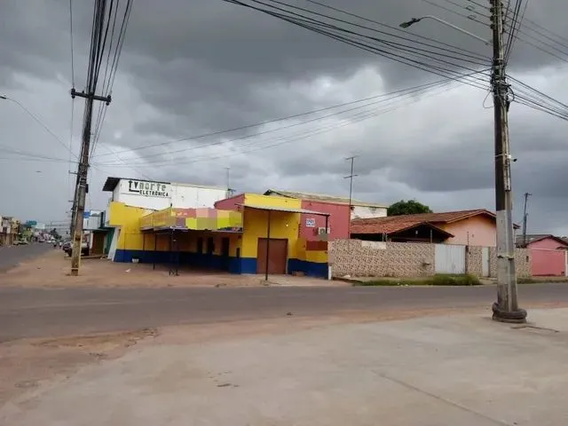 Imagem 4: Vende-Se Casa com Ponto Comercial de Esquina na Ataide Teive 1.400.000,00