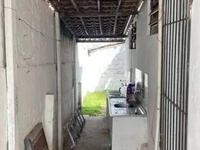 Imagem 4: Casa para Aluguel com 120 Metros Quadrados com 3 Quartos em Candelária - Natal - Rn
