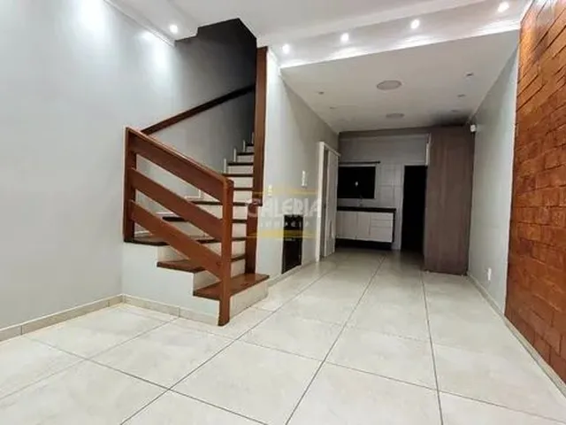 Imagem: Casa no Espinheiros com 2 Quartos para Locação
