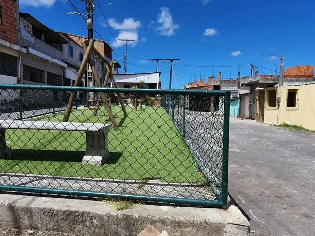 Imagem 6: Prédio 3 Andares , 9 Quartos, 4 Suítes, com Varanda, Vila Verde, São Cristovão