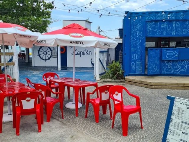 Imagem 11: Bar e Restaurante na Praia