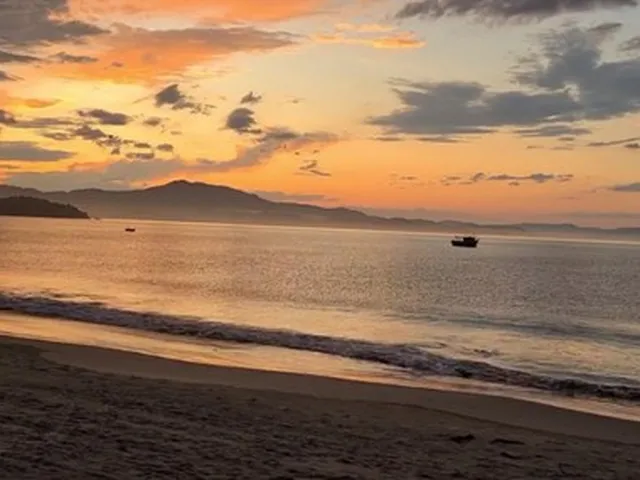 Imagem 8: Bar e Restaurante na Praia