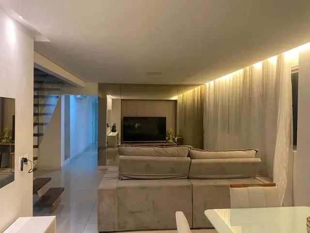 Imagem: O apartamento possui 4 Dormitórios, 2 Suítes, 4