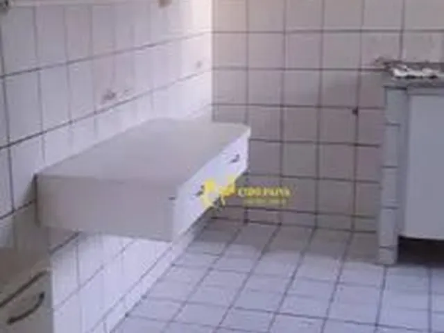 Imagem 5: Apartamento com 2 Dormitórios À Venda, 52 M² por R$ 130.000,00 - São João do Tauape