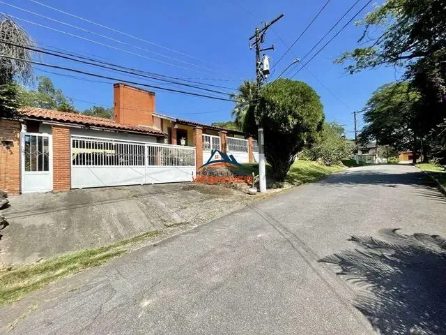 Imagem: Carapicuíba - Casa de Condomínio - Granja