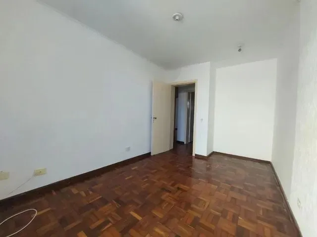 Imagem 10: Apartamento com 3 Dormitórios À Venda, 98 M² por R$ 260.000,00 - Guaíra - Curitiba/Pr