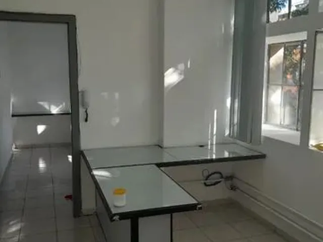 Imagem 3: Alugo Sala Comercial no Centro de Curitiba - Uma Oportunidade Imperdível!