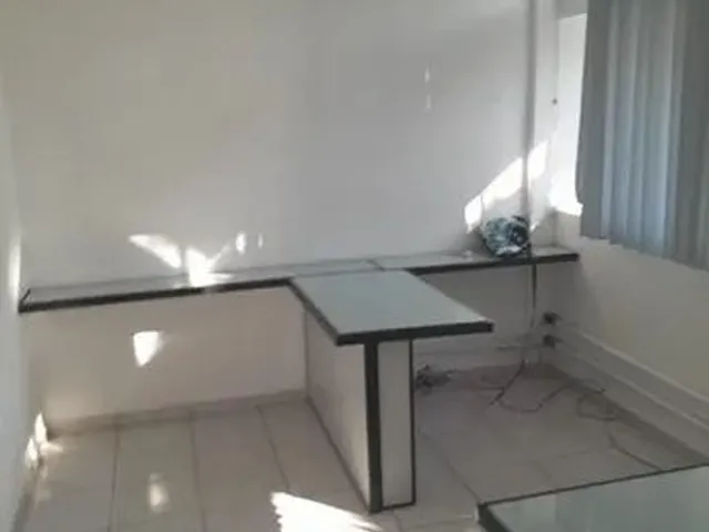 Imagem 10: Alugo Sala Comercial no Centro de Curitiba - Uma Oportunidade Imperdível!