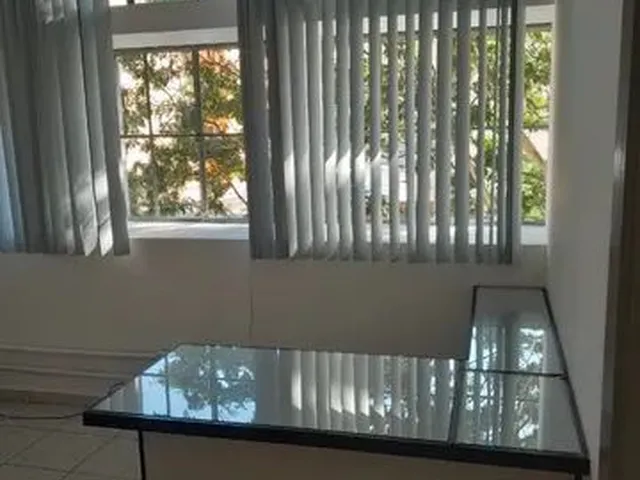 Imagem 5: Alugo Sala Comercial no Centro de Curitiba - Uma Oportunidade Imperdível!