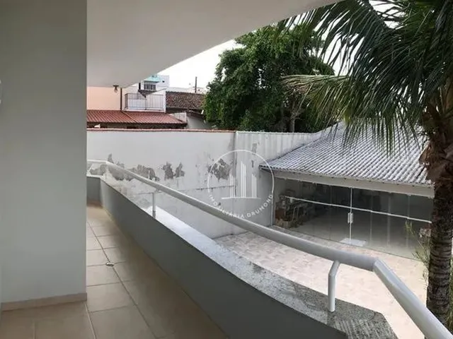 Imagem 2: Casa com 3 Dormitórios À Venda, 347 M² por R$ 2.200.000,00 - Coloninha