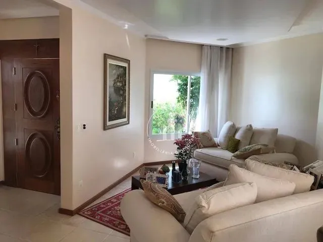 Imagem 4: Casa com 3 Dormitórios À Venda, 347 M² por R$ 2.200.000,00 - Coloninha