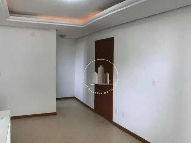Imagem 10: Casa com 3 Dormitórios À Venda, 347 M² por R$ 2.200.000,00 - Coloninha
