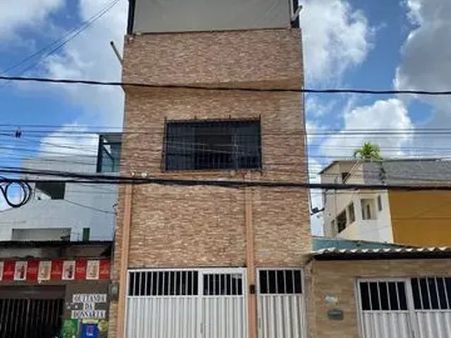 Imagem 1: Vendo Casa em Afogados - Duplex com Área de Lazer