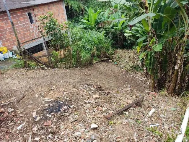 Imagem: Terreno Grande