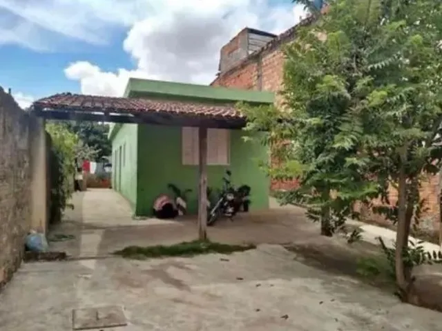 Imagem: Casa Somente a Venda com 2 Quartos em Feu
