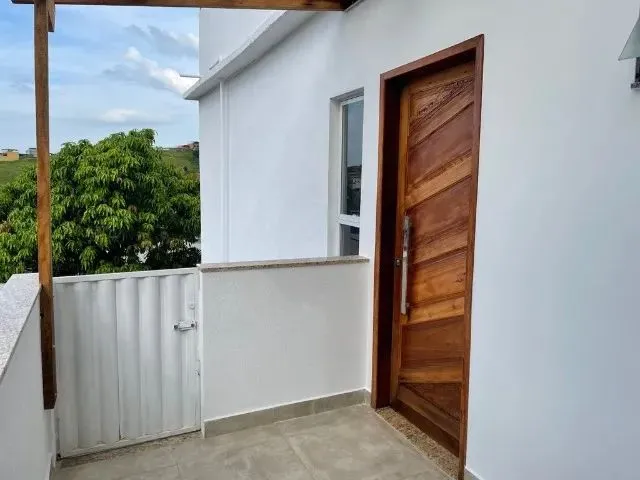 Imagem: Vende-Se Uma Casa com 3 Quartos ( 1 Suíte