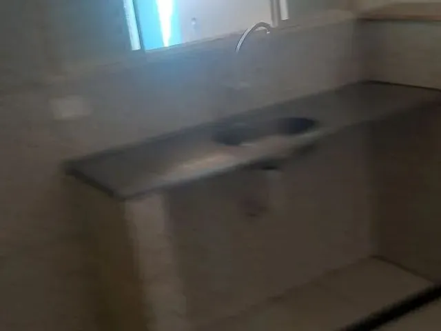 Imagem 5: Kitnet pra Alugar. Área de serviçoe1 Banheiro