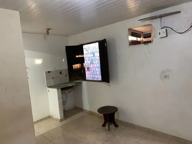Imagem: Alugo 1 Quarto pra Solteiro !!