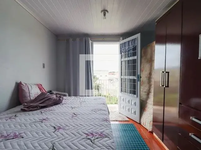 Imagem 2: Casa para Aluguel - Pinheirinho, 3 Quartos, 200 M2