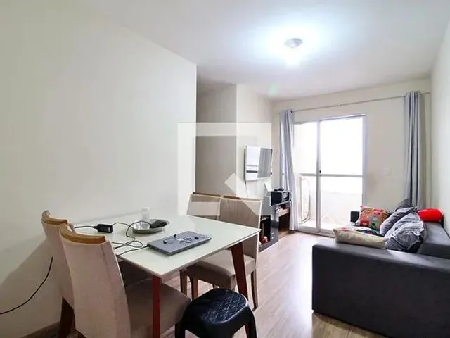 Imagem: O apartamento possui 2 Dormitórios, 1 Banheiro, 2 Vagas na