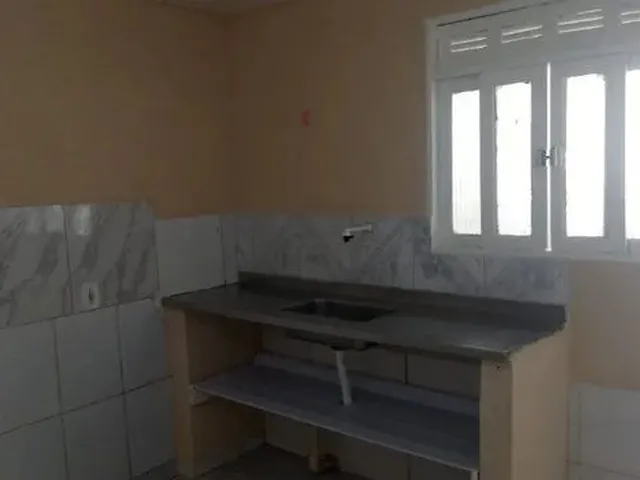 Imagem 16: Alugo Kitnet/Casa com 1 Quarto em Vila Velha