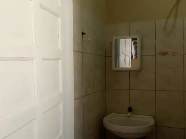 Imagem 10: Alugo Kitnet/Casa com 1 Quarto em Vila Velha