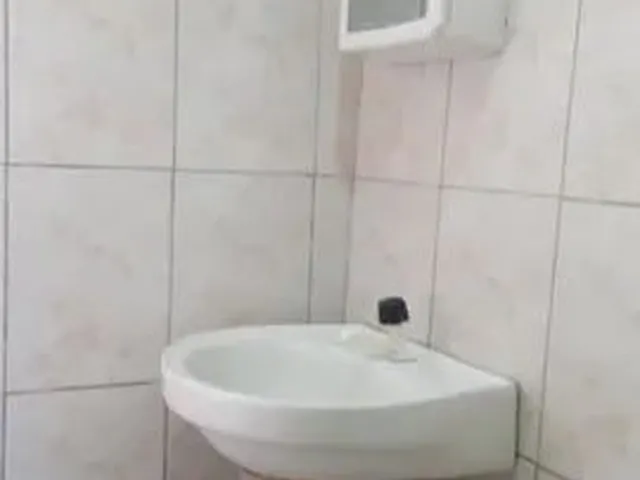 Imagem 7: Alugo Kitnet/Casa com 1 Quarto em Vila Velha