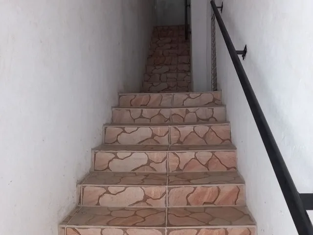 Imagem: Alugo Apartamento com 2 Quartos na Estrada