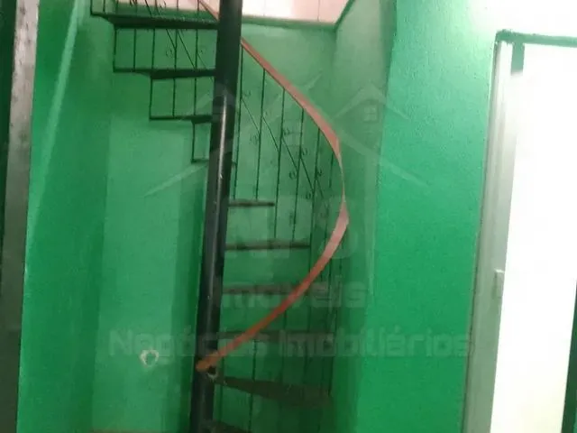Imagem 13: Casa 03 Quartos 01 Suíte 2 Pisos - 01 Apartamento 01 Quarto - Bairro Japiim