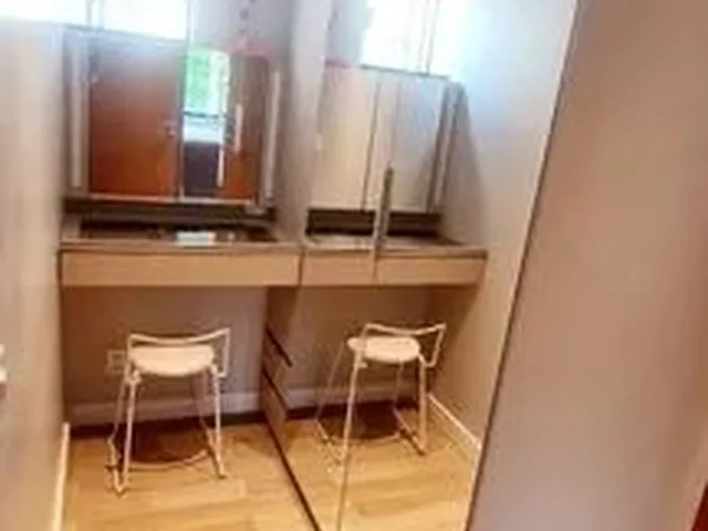Imagem 14: Vendo Apto Reformado Semi Mobiliado Aos 1