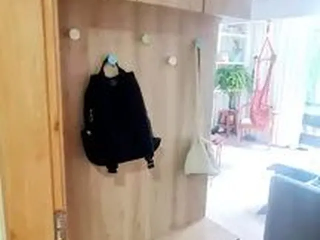 Imagem 13: Vendo Apto Reformado Semi Mobiliado Aos 1