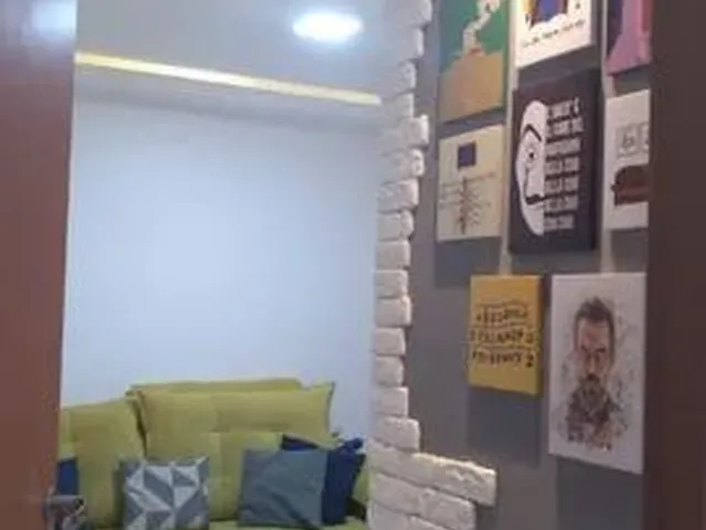 Imagem: O apartamento possui 2 Dormitórios, 1 Suíte, 2 Banheiros,