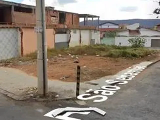 Imagem: Lote Santo Expedito / Shopping Moc Hu