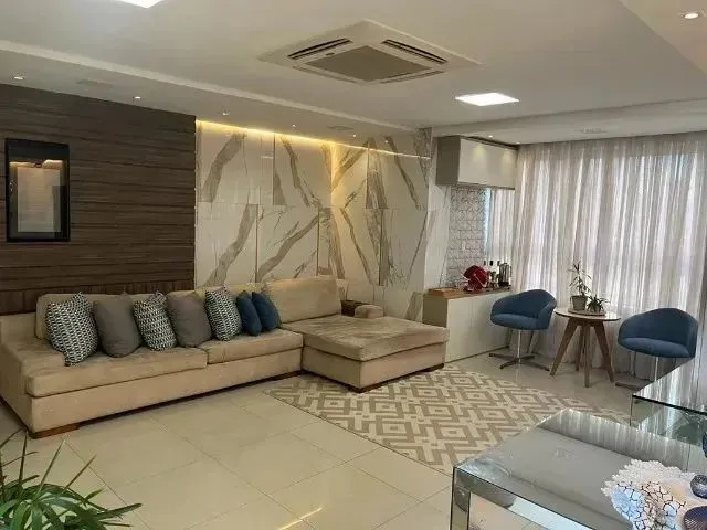 Imagem: O apartamento possui 3 Dormitórios, 1 Suíte, 3 Banheiros,