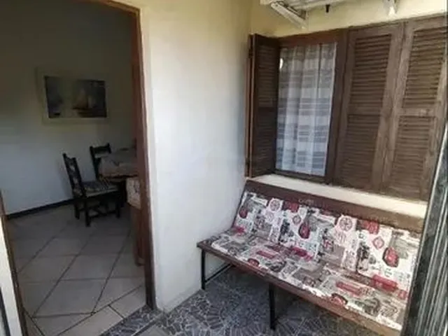 Imagem: A casa possui 2 Dormitórios, 1 Banheiro, 70m² de Área e