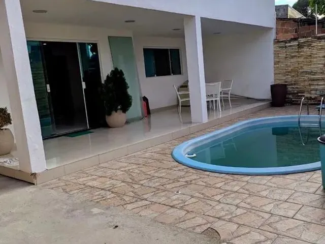 Imagem: Casa em Piedade - 04 Suítes - 06 Vagas