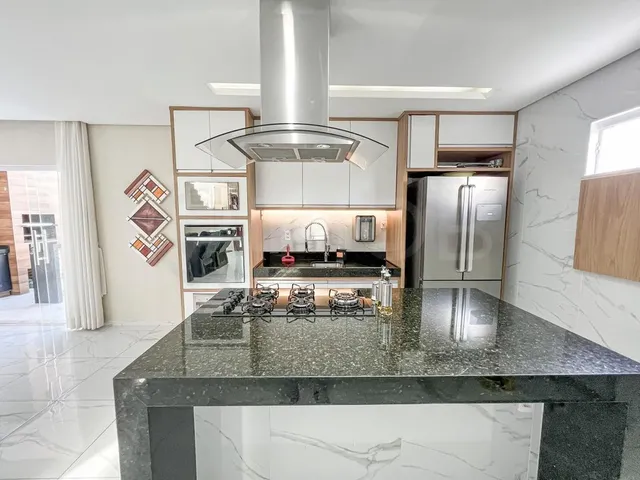 Imagem 4: Casa com 4 Quartos no Jardisn da Serra