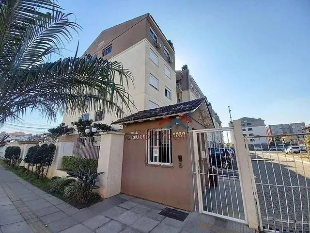 Imagem: O apartamento possui 2 Dormitórios, 1 Banheiro, 1 Vaga na