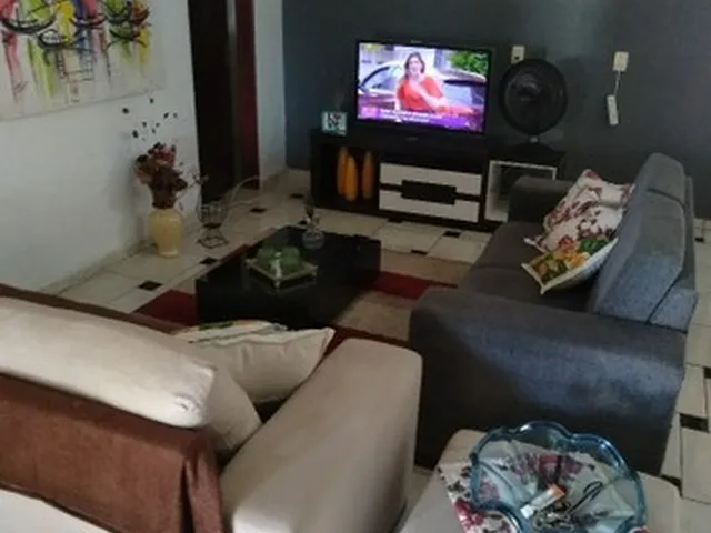 Imagem 2: Francês!!Casa de Esquina!!4 Vagas!! 460 Mil