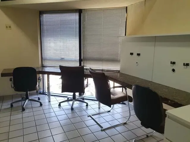 Imagem: Alugo Sala Mobiliada Renascença
