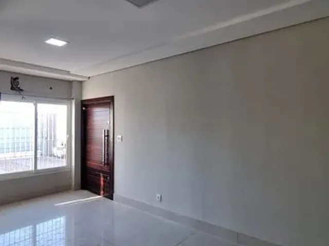 Imagem: Locação de Excelente Casa de 3 Quartos