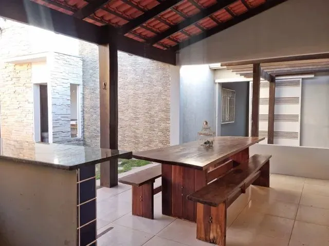 Imagem 2: Locação de Excelente Casa de 3 Quartos, Sendo 1 Suíte, no Chapéu do Sol em Várzea