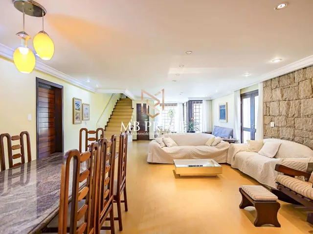 Imagem 8: Casa de frente pra rua,com 4 Quartos 1 suite,São Lourenço-Curitiba/PR