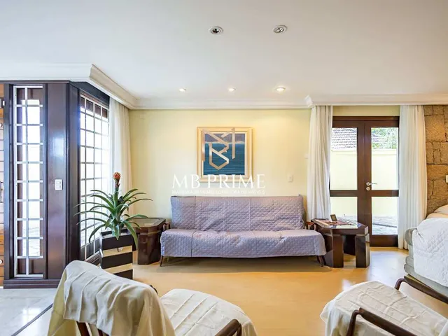 Imagem 13: Casa de frente pra rua,com 4 Quartos 1 suite,São Lourenço-Curitiba/PR